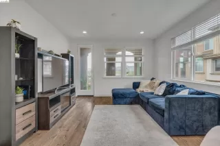 Photo #5: 41132082 Listing 