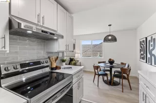 Photo #6: 41132115 Listing 