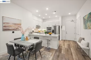 Photo #5: 41132139 Listing 