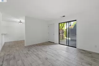 Photo #5: 41132144 Listing 