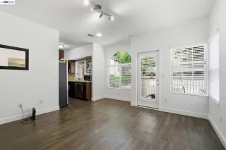 Photo #5: 41132148 Listing 