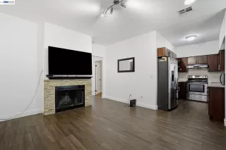 Photo #6: 41132148 Listing 