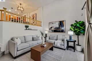 Photo #3: 41132159 Listing 