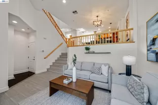 Photo #4: 41132159 Listing 