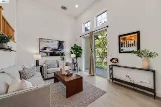 Photo #5: 41132159 Listing 