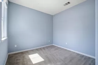 Photo #2: 41132233 Listing 