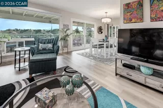 Photo #6: 41132262 Listing 