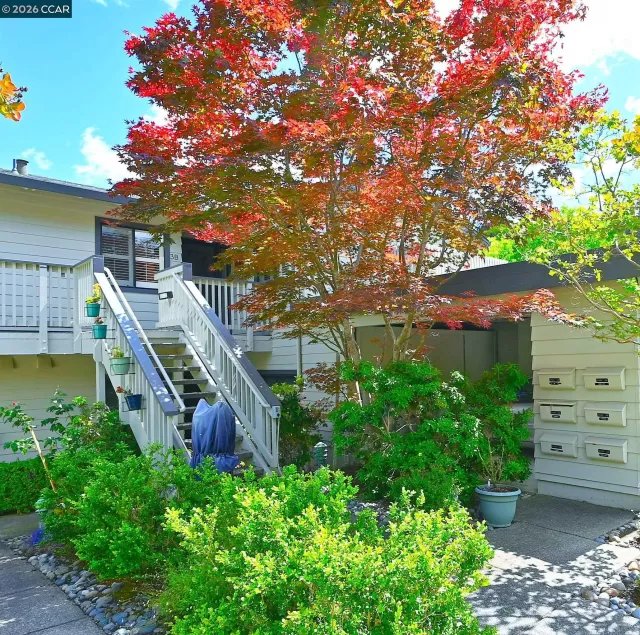 MLS: 41132267 Condo For Sale