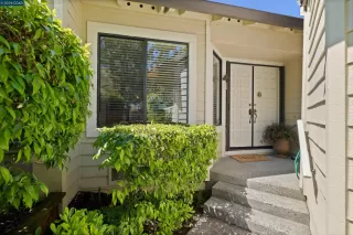 Photo #2: 41132308 Listing 