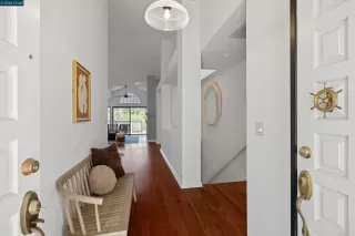 Photo #3: 41132308 Listing 