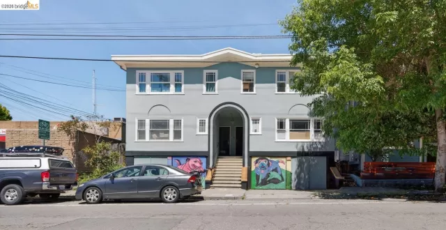 MLS: 41132325 Condo For Sale