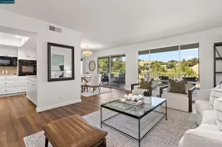 Photo #1: 41132366 Listing 