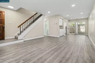 Photo #6: 41132416 Listing 