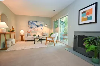 Photo #5: 41132422 Listing 