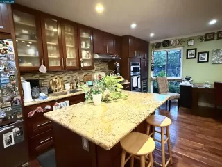 Photo #2: 41132501 Listing 