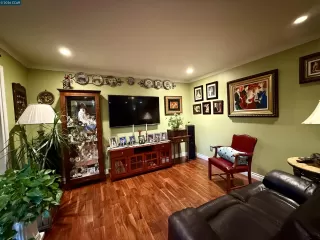 Photo #3: 41132501 Listing 