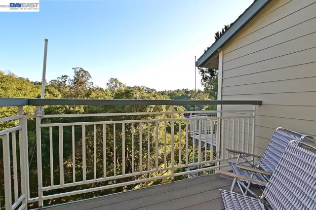 MLS: 41132504 Condo For Sale