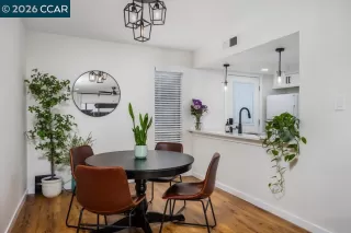 Photo #3: 41132591 Listing 