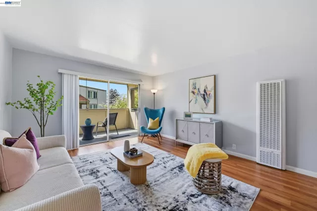 MLS: 41132616 Condo For Sale