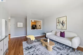 Photo #1: 41132616 Listing 