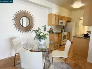 Photo #3: 41132669 Listing 