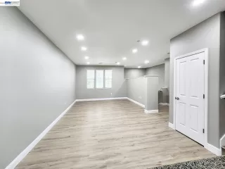 Photo #5: 41132704 Listing 