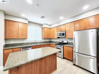 Photo #6: 41132704 Listing 