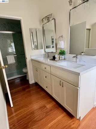 Photo #5: 41132727 Listing 