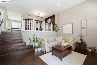 Photo #2: 41132765 Listing 