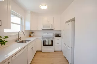 Photo #3: 41132809 Listing 