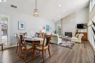 Photo #5: 41132814 Listing 
