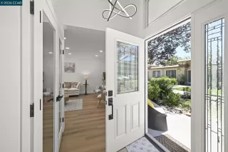 Photo #2: 41132869 Listing
