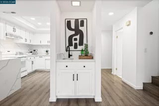 Photo #6: 41132880 Listing 