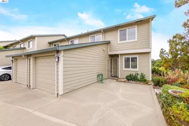 MLS: 41132884 Condo For Sale