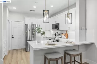 Photo #4: 41132902 Listing 