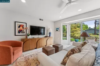 Photo #2: 41132918 Listing 