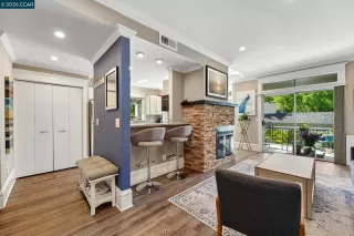 Photo #2: 41132953 Listing 