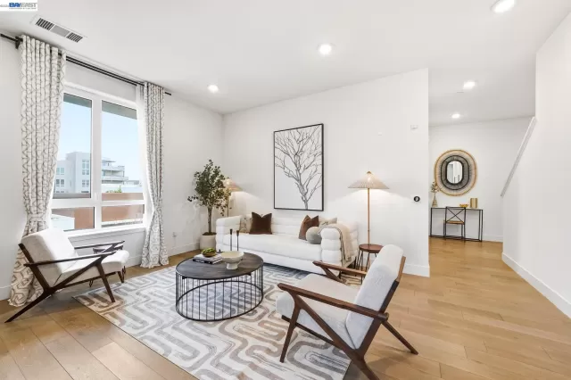 MLS: 41132971 Condo For Sale