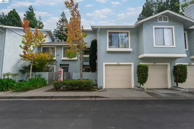 MLS: 41132990 Condo For Sale