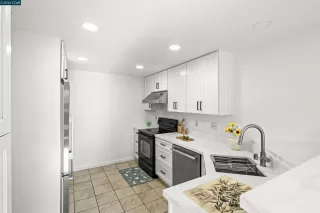 Photo #5: 41133022 Listing 
