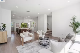 Photo #6: 41133058 Listing 