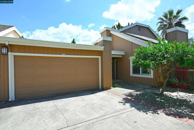 MLS: 41133110 Condo For Sale