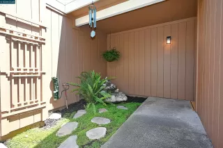 Photo #2: 41133110 Listing 
