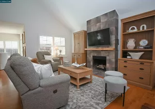 Photo #4: 41133110 Listing 