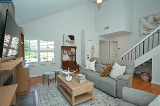Photo #5: 41133110 Listing 