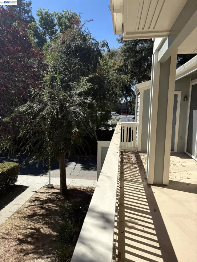MLS: 41133164 Condo For Sale