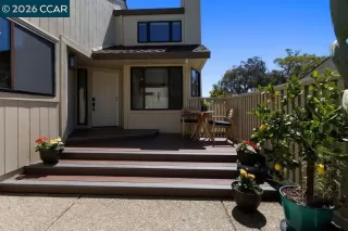 Photo #2: 41133196 Listing 