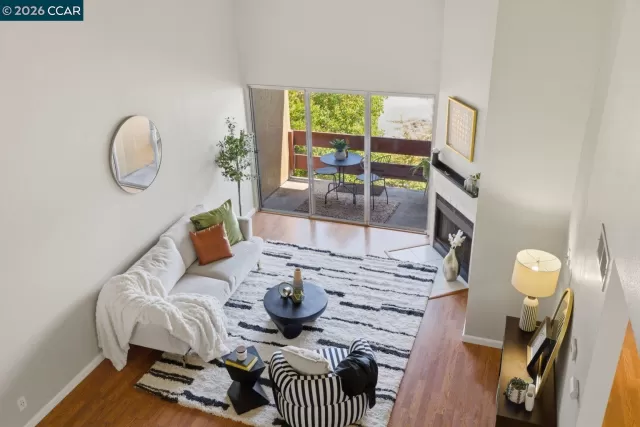 MLS: 41133198 Condo For Sale