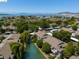 Photo #4: 41133232 Listing 