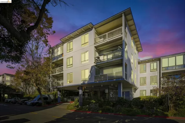 MLS: 41133290 Condo For Sale